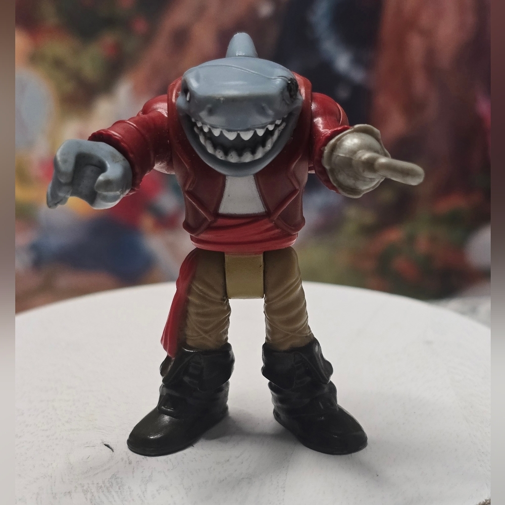 Fisher-Price Imaginext Pirate Adventures Shark Captain Deckmate Action Toy